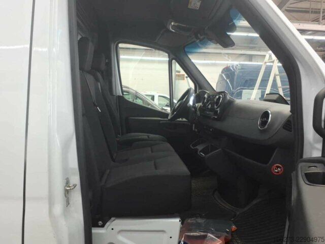 Fourgon Mercedes-Benz Sprinter 317 CDI,L2H2,Automatik,Kamera,Navi