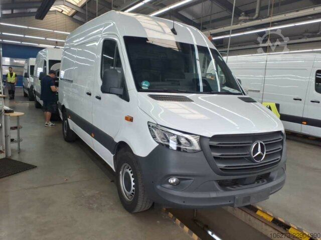 Fourgon Mercedes-Benz Sprinter 317 CDI,L2H2,Automatik,Kamera,Navi