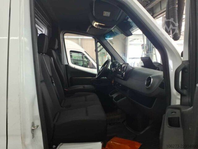 Fourgon Mercedes-Benz Sprinter 317 CDI,L2H2,Automatik,Kamera,Navi