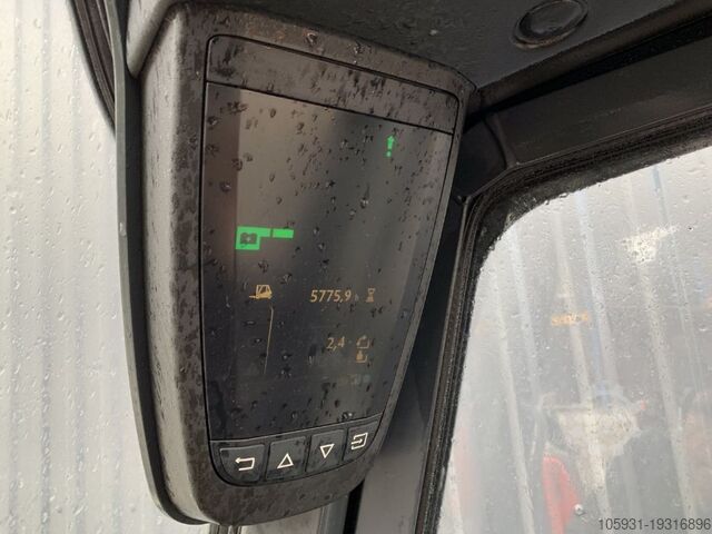 Stivuitor electric cu 4 roți Linde E25L-01