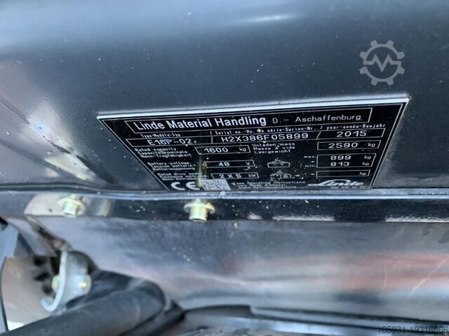 Stivuitor electric cu 4 roți Linde E16P-02