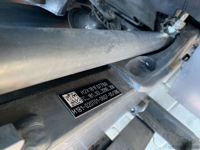 Stivuitor electric cu 4 roți Linde E16P-02