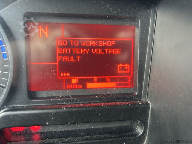 Box body Renault D 210 Euro 6 C / 12 Ton / 293 dkm / Box / Loadl...