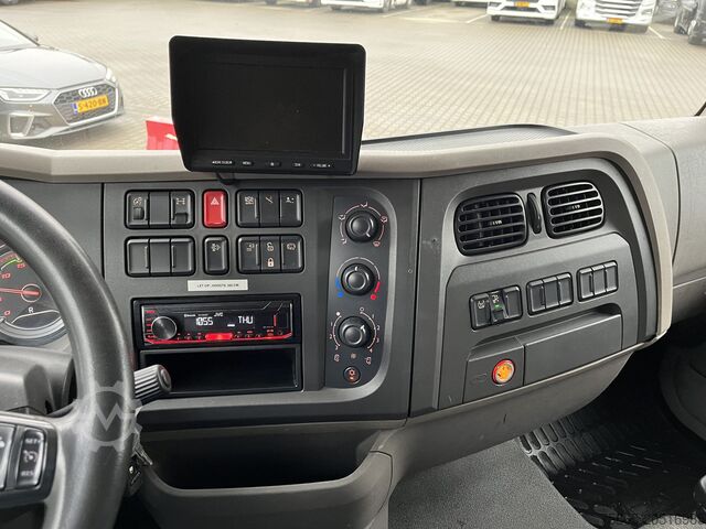 Kofer DAF LF 180 FA Euro 6 / 12 Ton / 347 dkm / Box / LBW