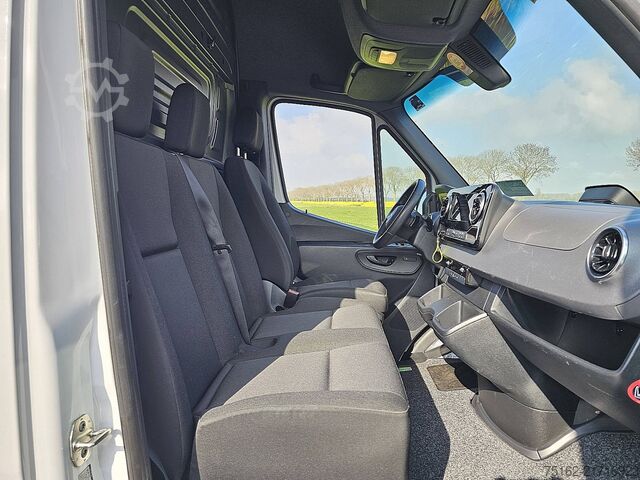 Break cu acoperiș înalt MERCEDES-BENZ SPRINTER 317 L2H2 LED Mbux 10