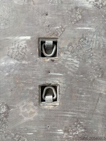 Swap body open Wecon Plattform mittig Zurrringe für Holz usw.