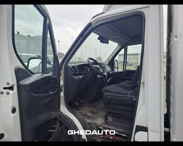 Μίνι λεωφορείο IVECO 35C15 - FURGONE CON SPONDA POSTERIORE CARICATRICE