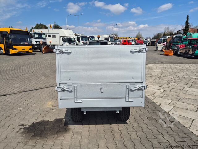 Tractor municipal Kärcher MIC 34C - TIPP TRAILER