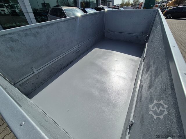 Tractor municipal Kärcher MIC 34C - TIPP TRAILER