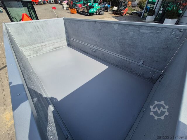 Tractor municipal Kärcher MIC 34C - TIPP TRAILER