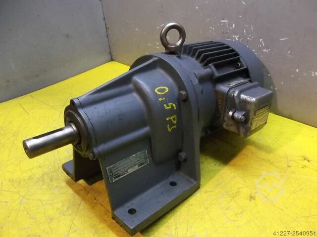 Tandwielmotor 0,37 kW 26,5 tpm Bauer D081/105
