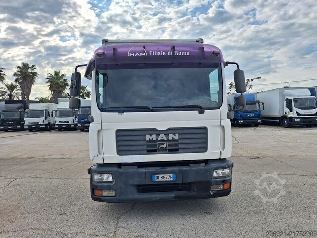 Skåpbil MAN TGL 8.180N
