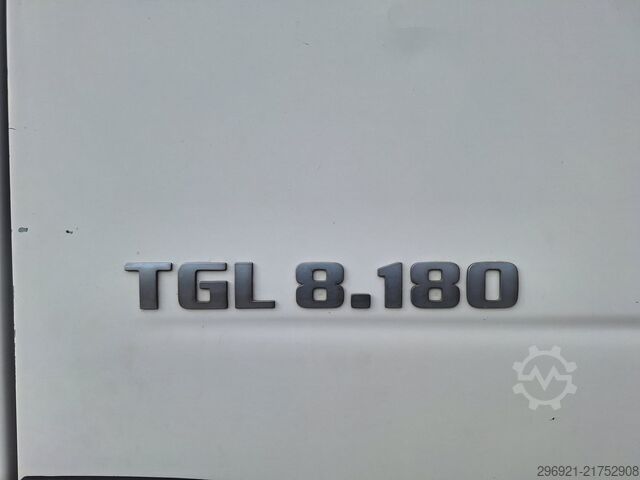Skåpbil MAN TGL 8.180N