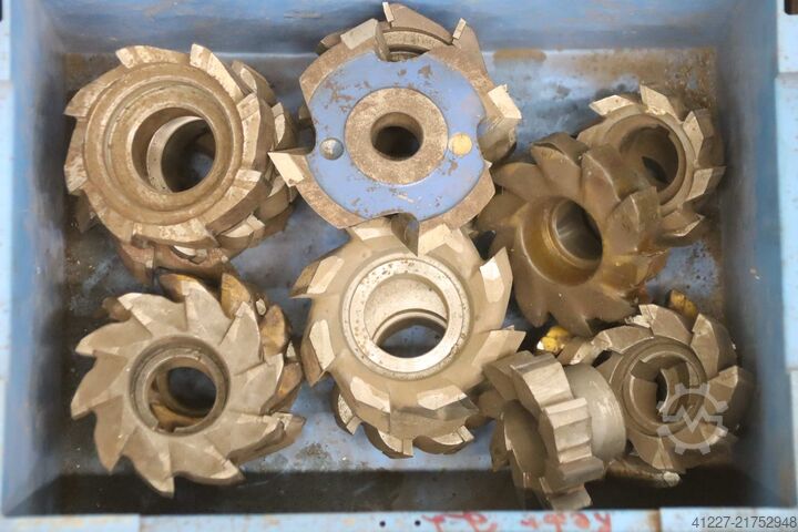 Valjkasti čeoni frezer, disk frezer 99,6 kg unbekannt Aufnahme 32 mm 125Wx12x32 HSS