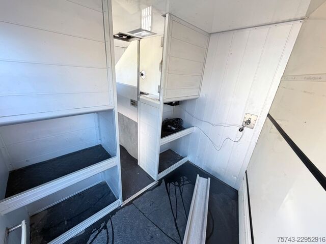 Camião para gado SCANIA P320 EHC Aufbau 6-7 Pferde Wohnung