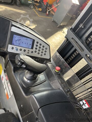 Wózek reach truck Still FM-X17