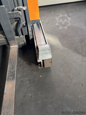 Wózek reach truck Still FM-X17