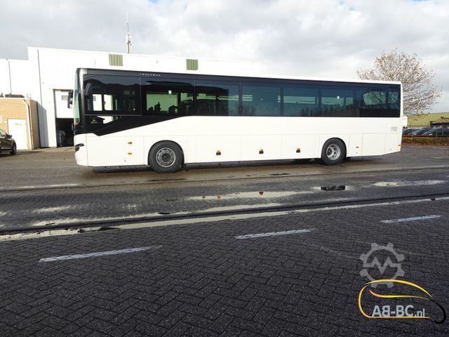 Intercitybus IVECO NEU Crossway 55 Sitze Luxuspolsterung