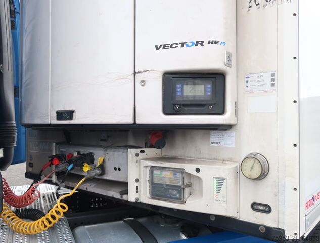 Naczepa chłodnia Schmitz Cargobull SKO 24 Rohrbahn Liftachse Carrier Vector HE19