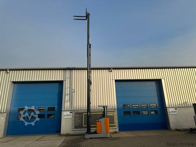 VS-21963 Tripleks reach truck Still FMX17 10,800mm BJ2014 STILL FMX17