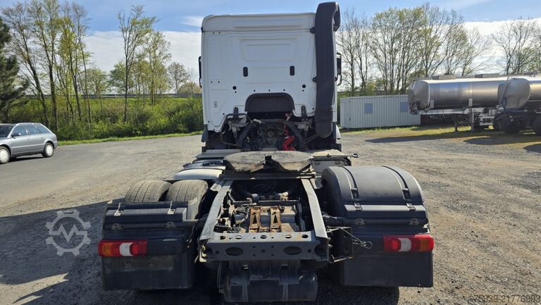 Standard nyergesvontató Mercedes Benz Actros 1845   MOTORSCHADEN