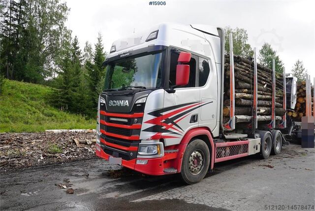 Scania R650 6x4 timber truck with crane