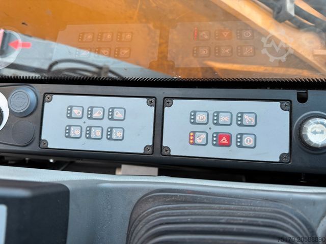 Excavadora móvil LIEBHERR LH 50 M Timber / inkl. Holzzange / 2020 / 11m