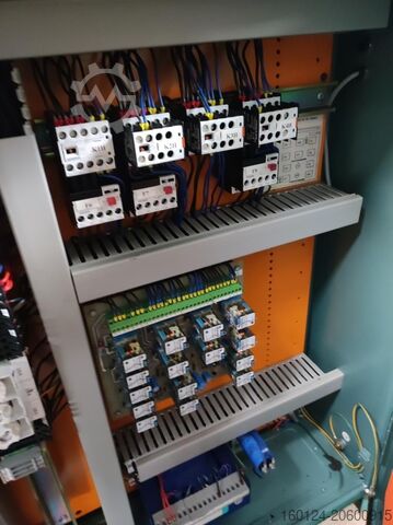 Maszyna do wypaczania AKE AKE B4