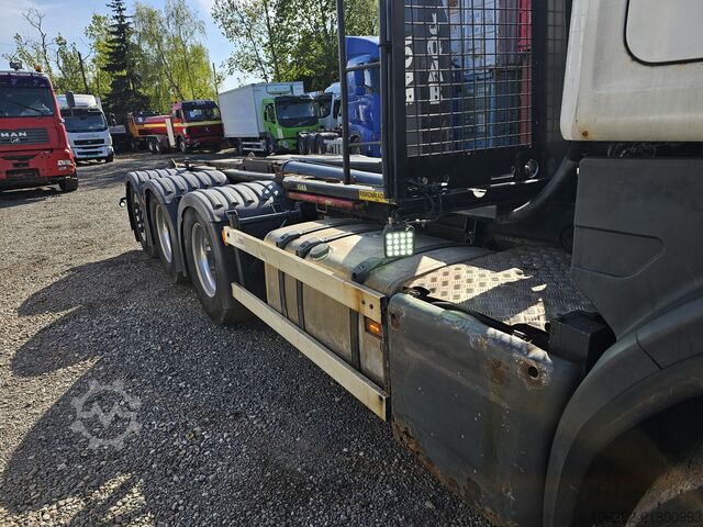 φορτηγό γερανός roll-off SCANIA R480LB 8X4*4HHA MOTORSCHADEN! 3-Pedal J