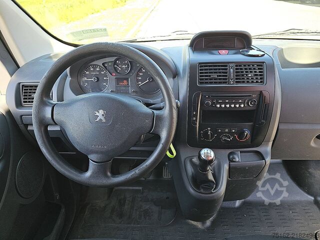 Kombi med högt tak PEUGEOT EXPERT 1.6 L1H1 3-Zits Airco!