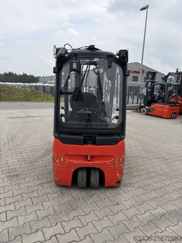 Elektromos háromkerekű targonca Linde E16-02