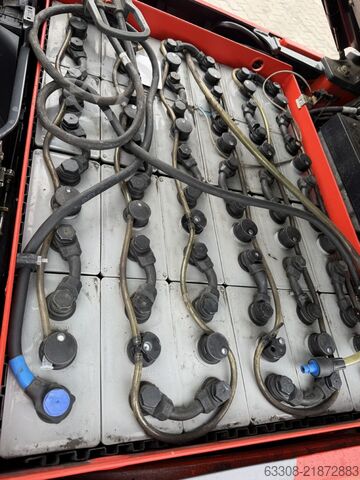 Elektromos háromkerekű targonca Linde E16-02