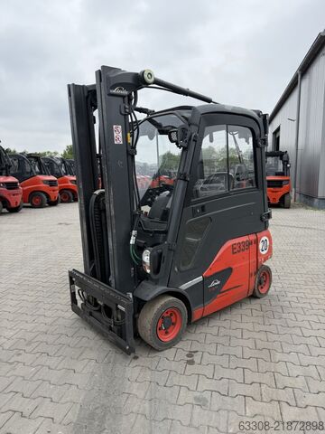 Elektrisk 4 -hjulet gaffeltruck Linde E16P-02