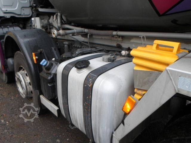 Autodomíchávač betonu MERCEDES-BENZ 3246/8x4/ Betonmischer