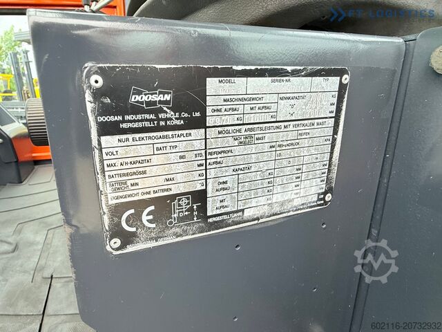 Τετρατροχο περονοφόρο ανυψωτικό DOOSAN 70 / DUPLEX / FORK 2500MM / POSITIONER