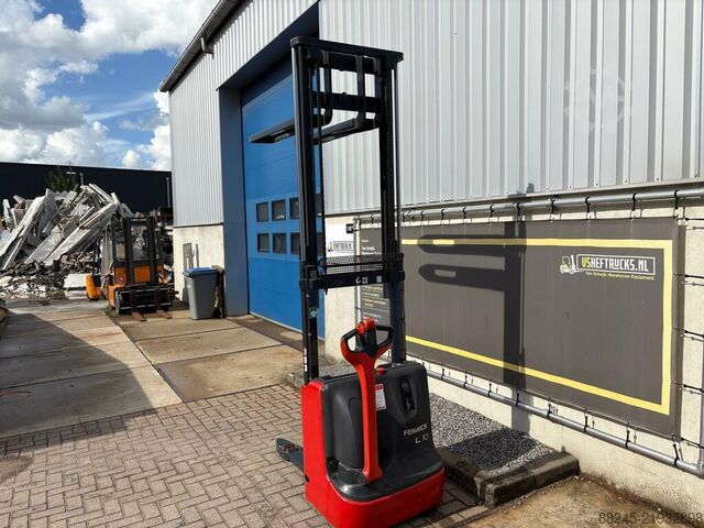 VS-22330 Elektro-Stapler Linde L10b 2.424mm Bj. 2012 LINDE l10b