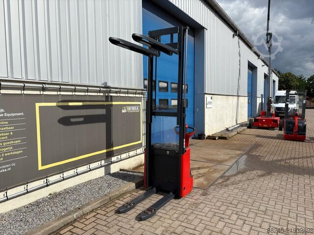VS-22330 Elektro-Stapler Linde L10b 2.424mm Bj. 2012 LINDE l10b