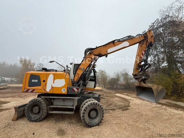 Mobile excavator LIEBHERR A 918 / Oil Quick / German