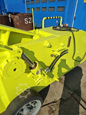 Hydraulic guillotine shear COLLY CGH 2010