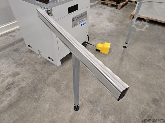 Hörnpressmaskin FOM INDUSTRIE BAIHA L