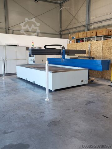 Maszyna do cięcia wodą Dardi International /  FB-2030 Neu FB-2030 ESA / IGEMS/KEYENCE/Allfi