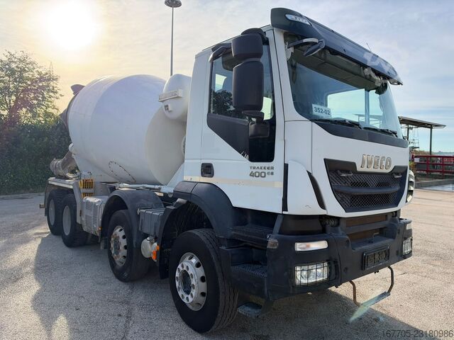  IVECO TRAKKER 400