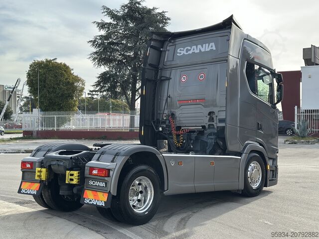 Standardni tegljač SCANIA 660S FULL-PNEUMATIC