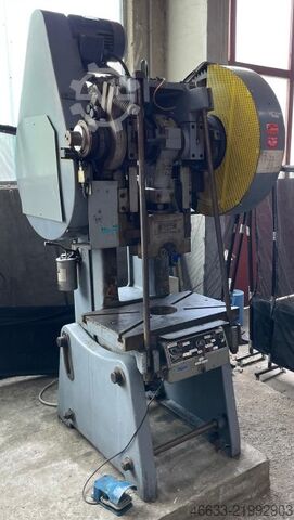 Exzenterpresse Cluana 45t
