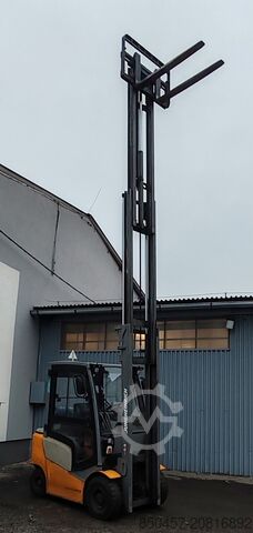 PB targoncák Jungheinrich TFG320