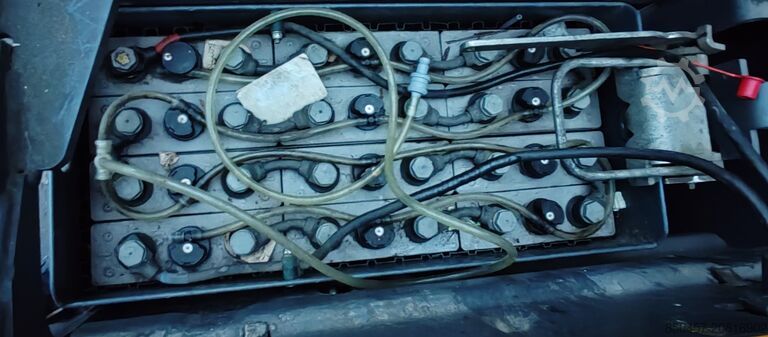 Palletstapelaars Jungheinrich ERC 212 scales