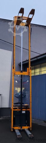 Palleløftere Jungheinrich ERC 212 scales