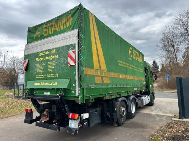 Teherautóra szerelt daru MAN TGS 26.480 Kran 25m, Wechselpritsche , Container