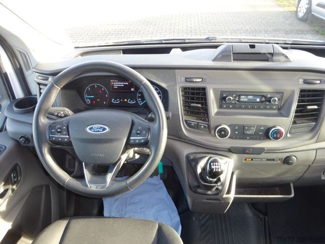 Transportador con plataforma y toldo FORD Transit Doka Pritsche 350 L2 Trend 130PS 4x4