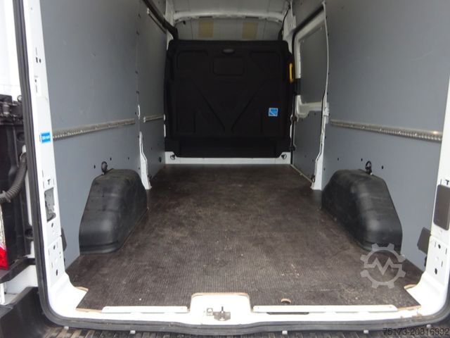 Furgoneta de caja alta FORD Transit Kasten 350 L3H3 Trend 130PS Klima Navi